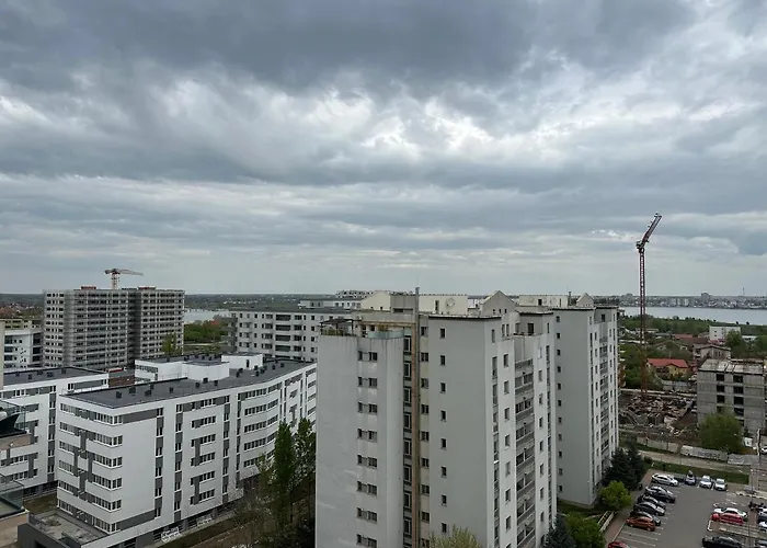 Fabulous Penthouse Lakeview W20 Апартаменты Бухарест