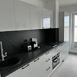 Fabulous Penthouse Lakeview W20 Bucharest