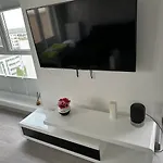 Fabulous Penthouse Lakeview W20 Apartment *