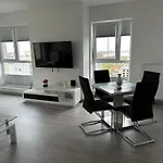 Fabulous Penthouse Lakeview W20 Apartment