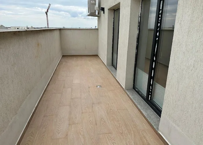 Fabulous Penthouse Lakeview W20 شقة *