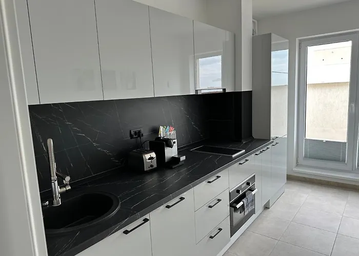 Fabulous Penthouse Lakeview W20 Бухарест