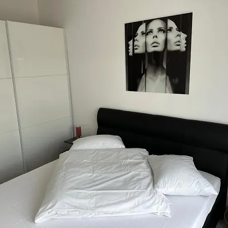 Fabulous Penthouse Lakeview W20 בוקרשט